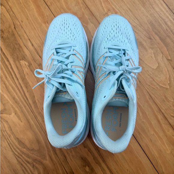 New Balance Women’s Fresh Foam X 860 V12 Running Shoe Light Blue Size 9.5 - Picture 5 of 10